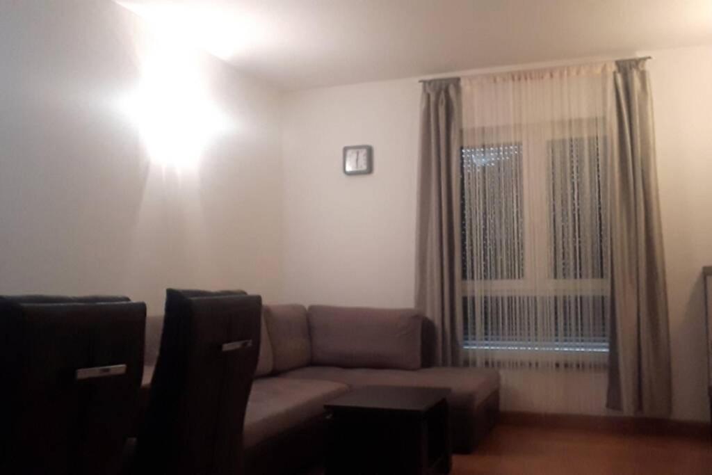 Apartman Franko - Uz Parking PUY 외부 사진